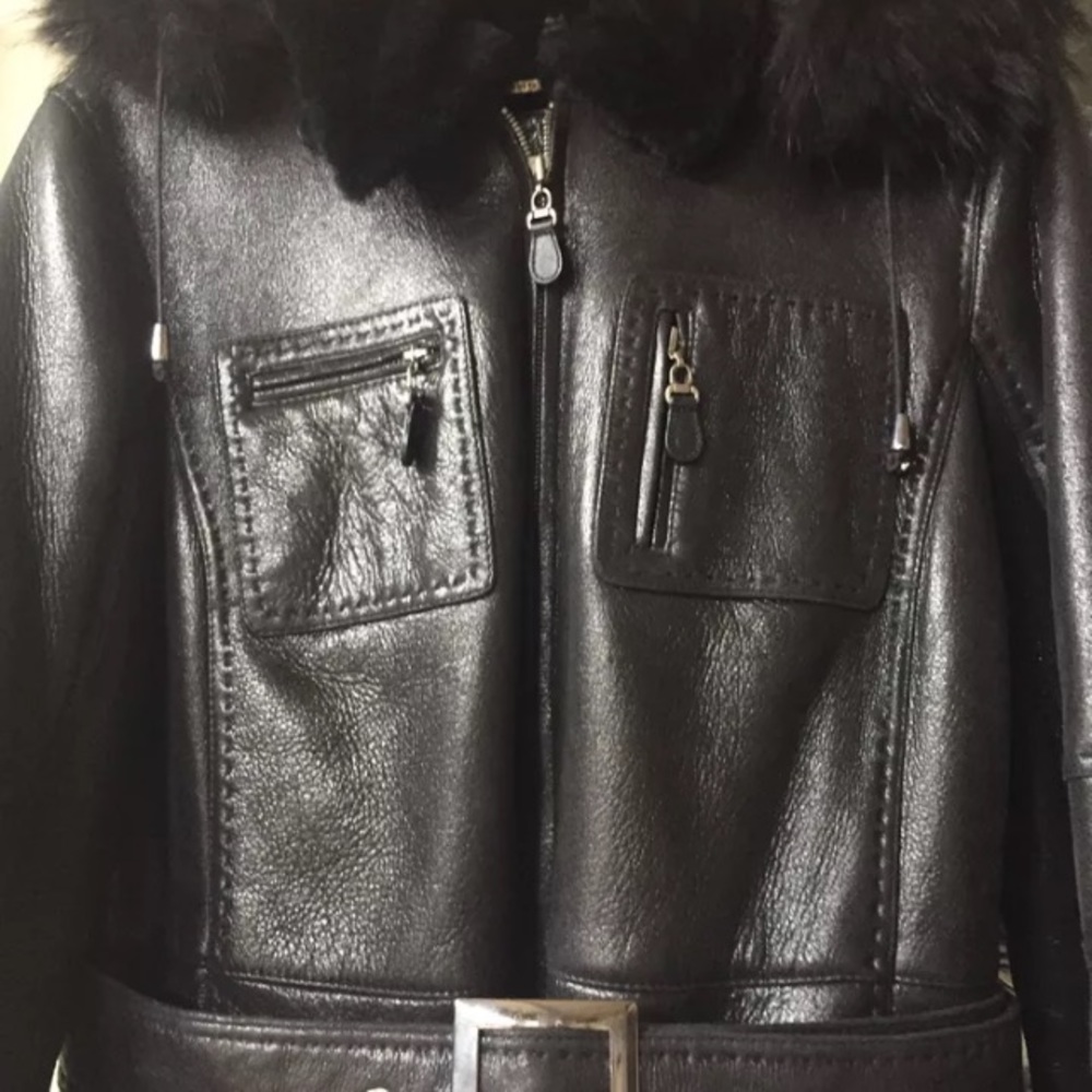 Beautiful leather coat with black fox - Picture 2 of 5